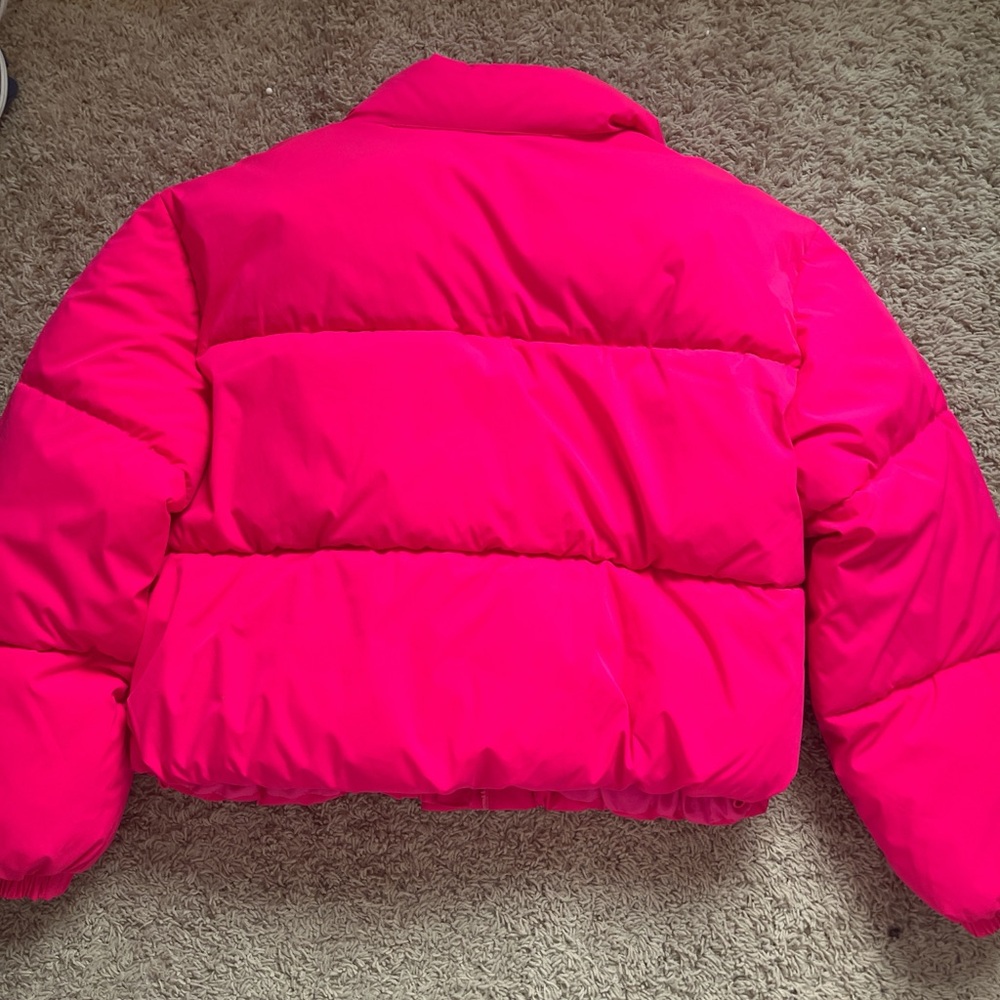 Amazon Essentials Hot Pink Puffer Jacket NWT - image 2